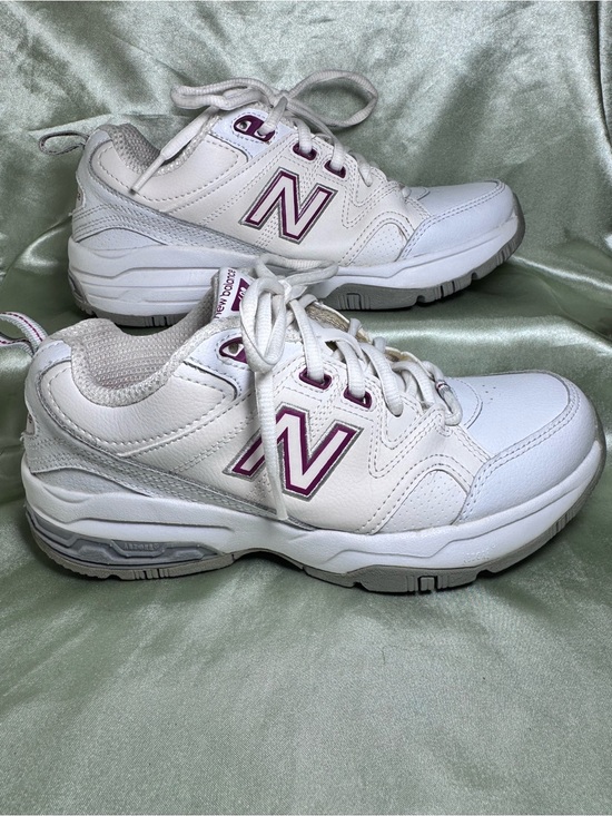 New Balance Shoes - New Balance 609 White Leather Dad Shoes Cross Trainers Size 7 Women’s WX609CS2